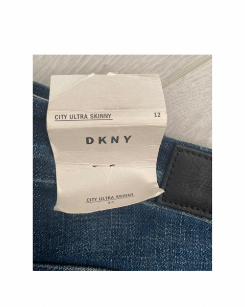 DKNY City Ultra Skinny Jeans Blue Indigo SIZE 12 - New