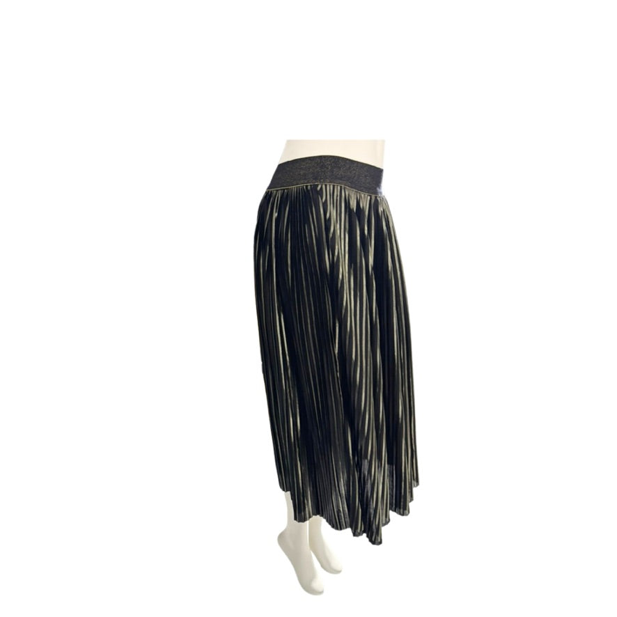 Black and gold pleated skirt on a mannequin against a white background