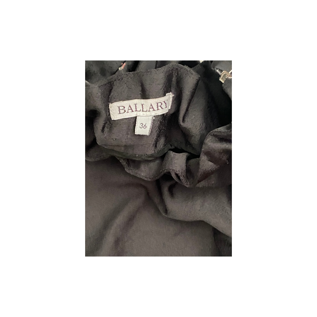 Dark gray fabric with a 'BALLARI' label on a white background