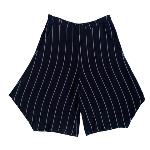 Pinstripe Asymmetric Long Shorts Culottes Black SIZE XL