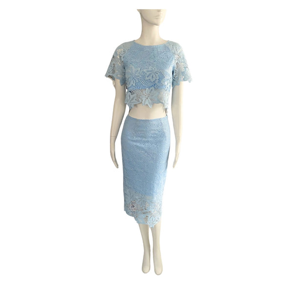 Lace Appliqué Crop Top Blue