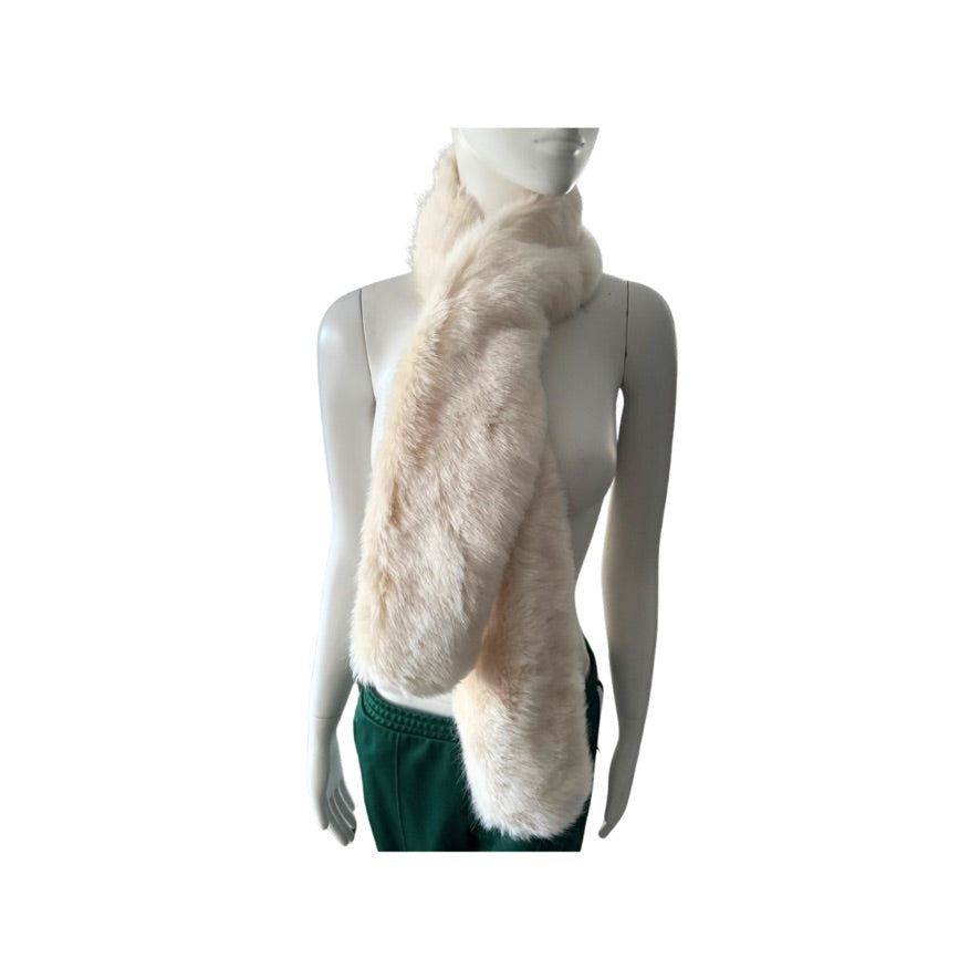 Mannequin wearing a light-colored fur scarf on a white background